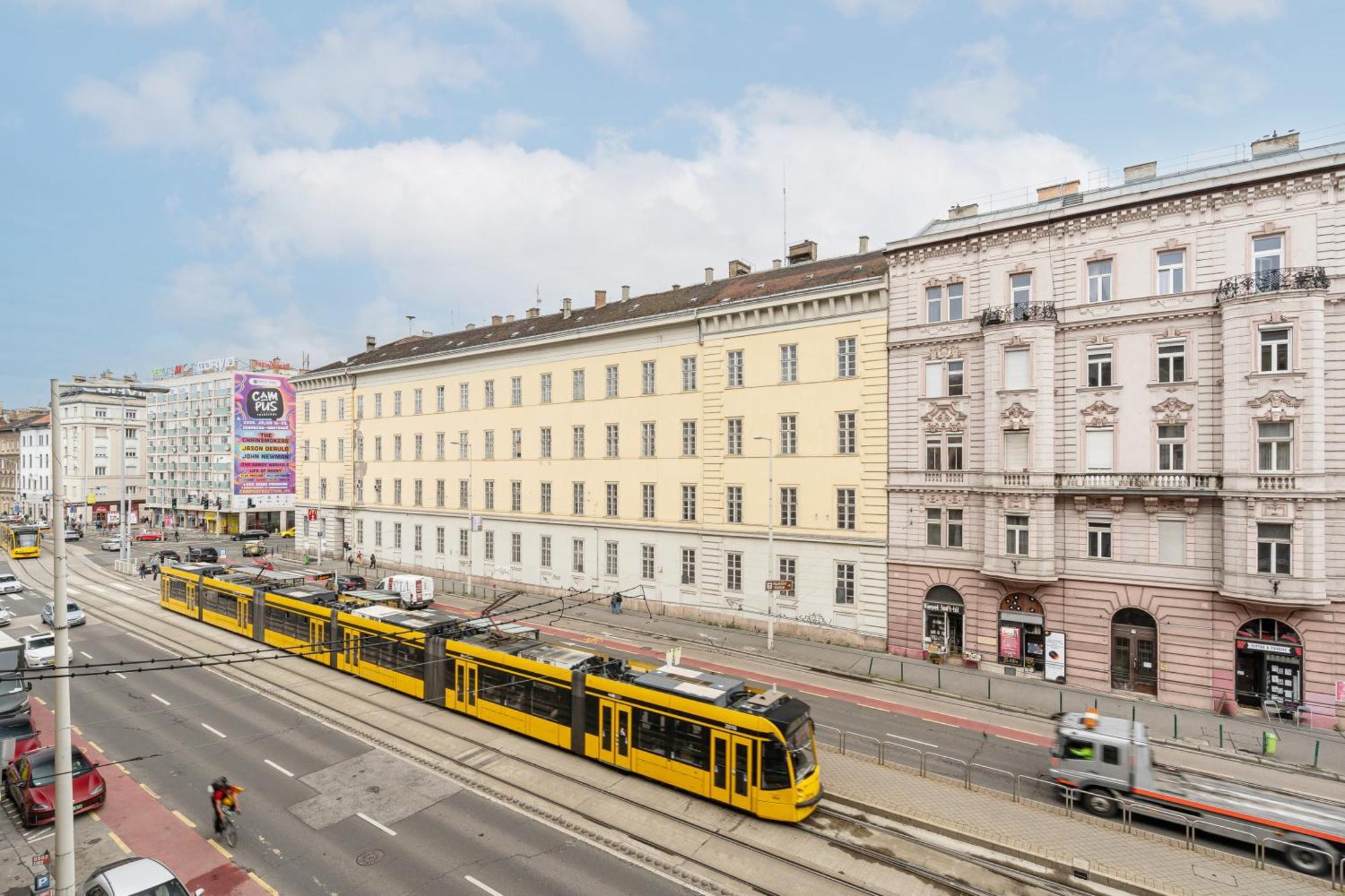 Astra Lux Bp Apartament *